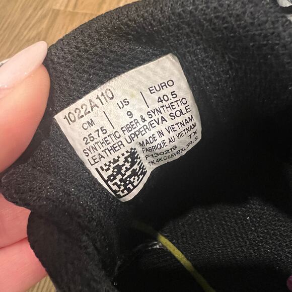 ASICS Gel Quantum Lyte.  Size 9 - Picture 8 of 9